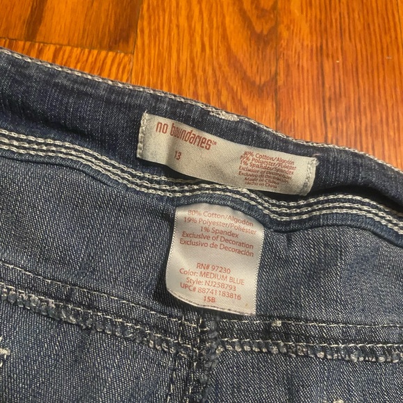 Womens jean shorts with lace size 13 - Picture 2 of 2